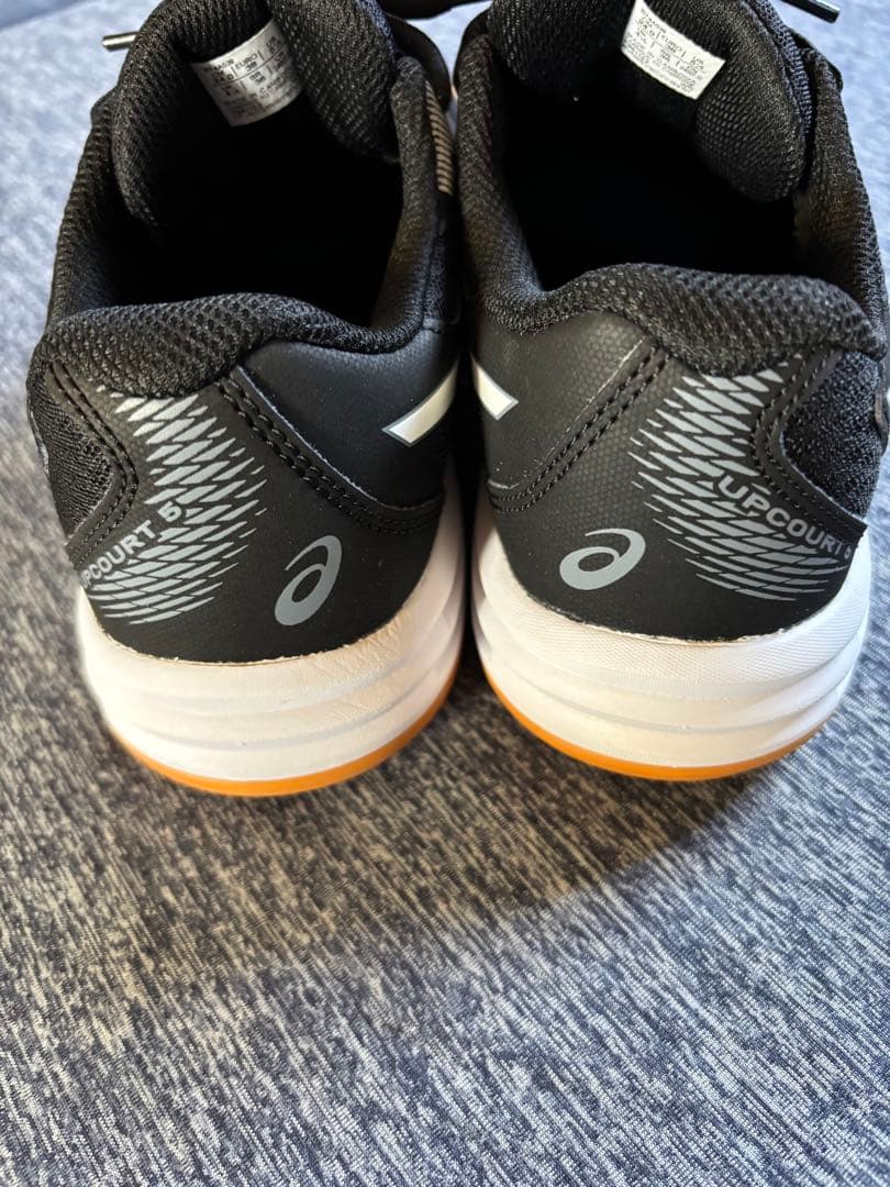 バレーシューズ　バドミントンシューズ　24センチ　アシックスasics