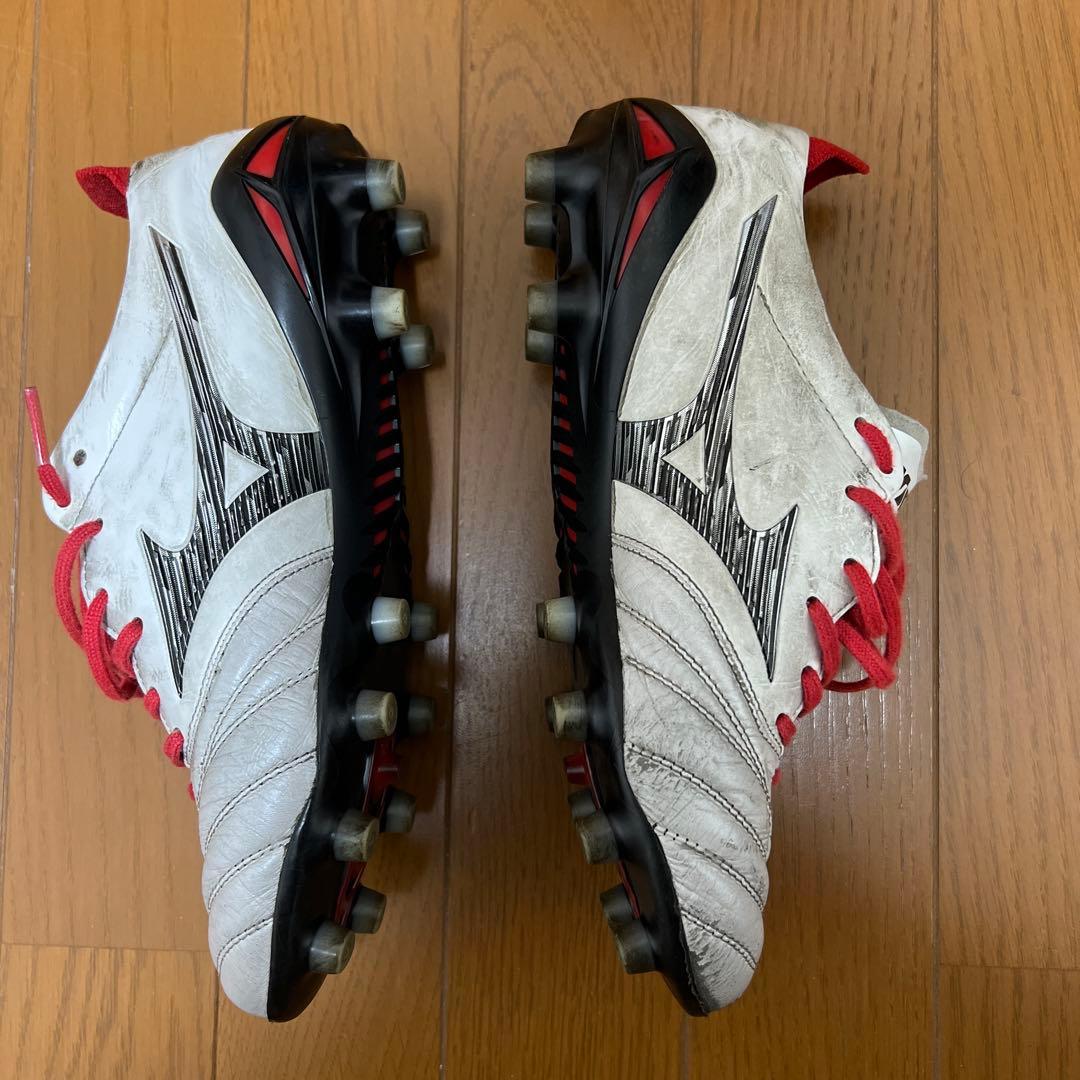 Mizuno Morelia Neo サッカーシューズ ホワイト/レッド