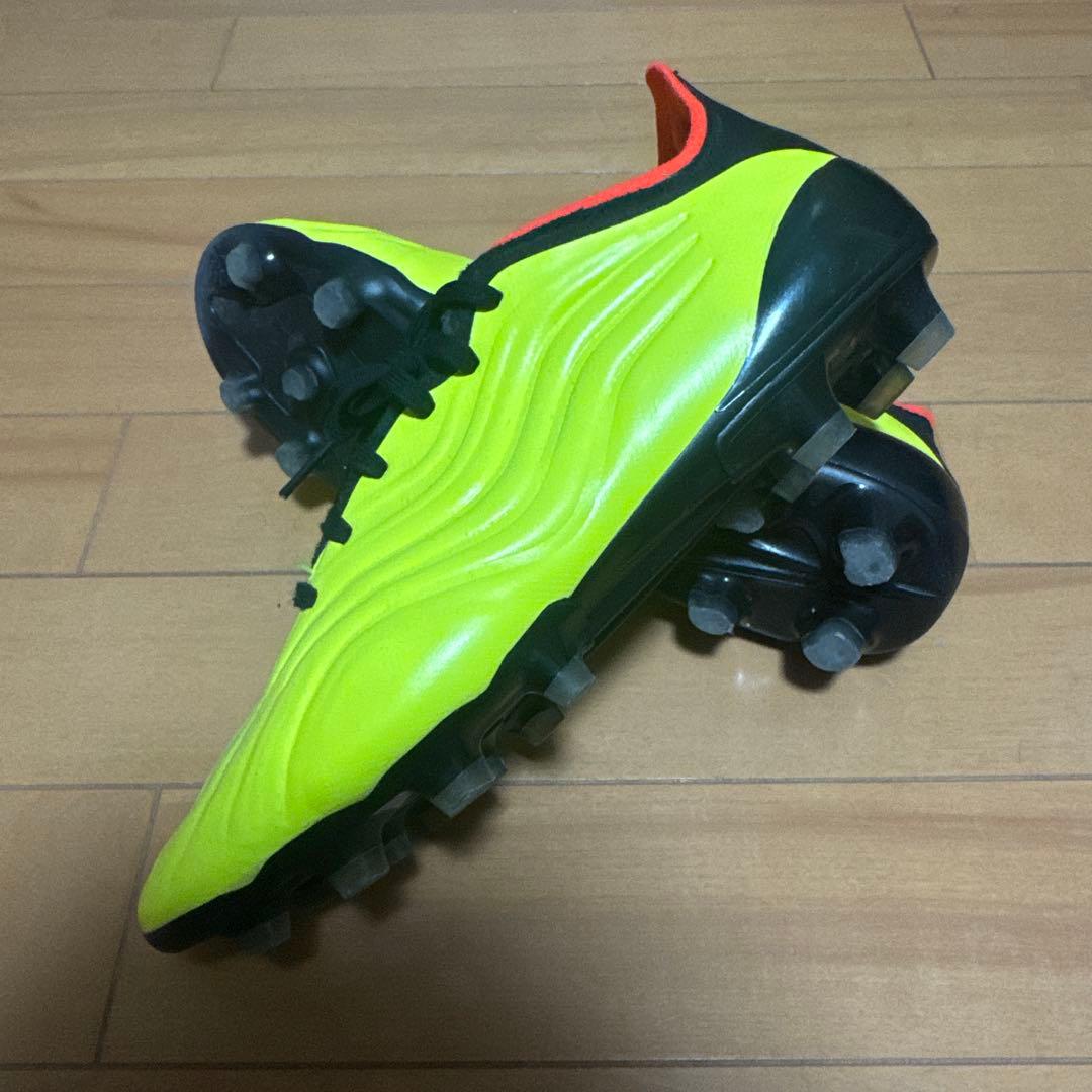 adidas コパピュア　25.5