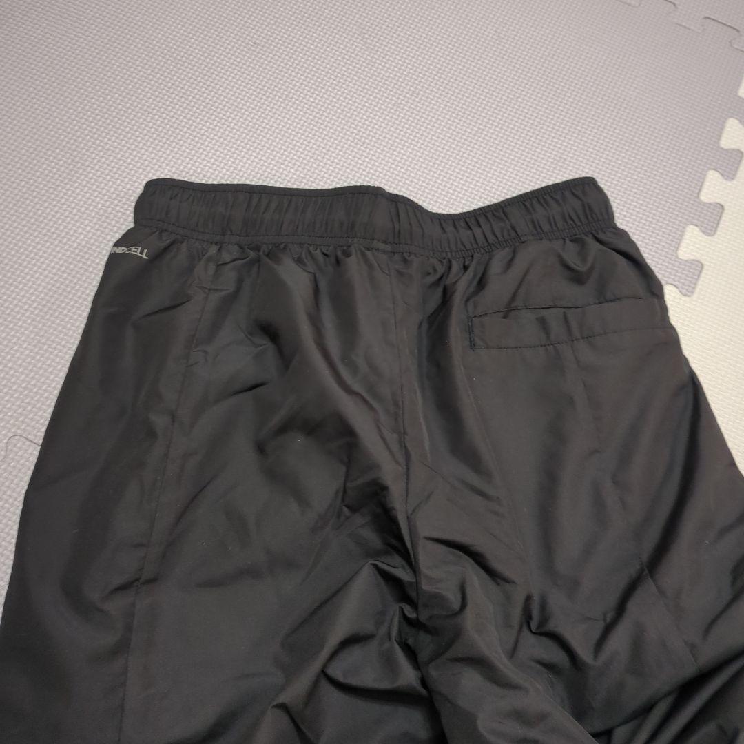 Puma ウィンドブレーカーとパンツセット上はＭ　下はSサイズ