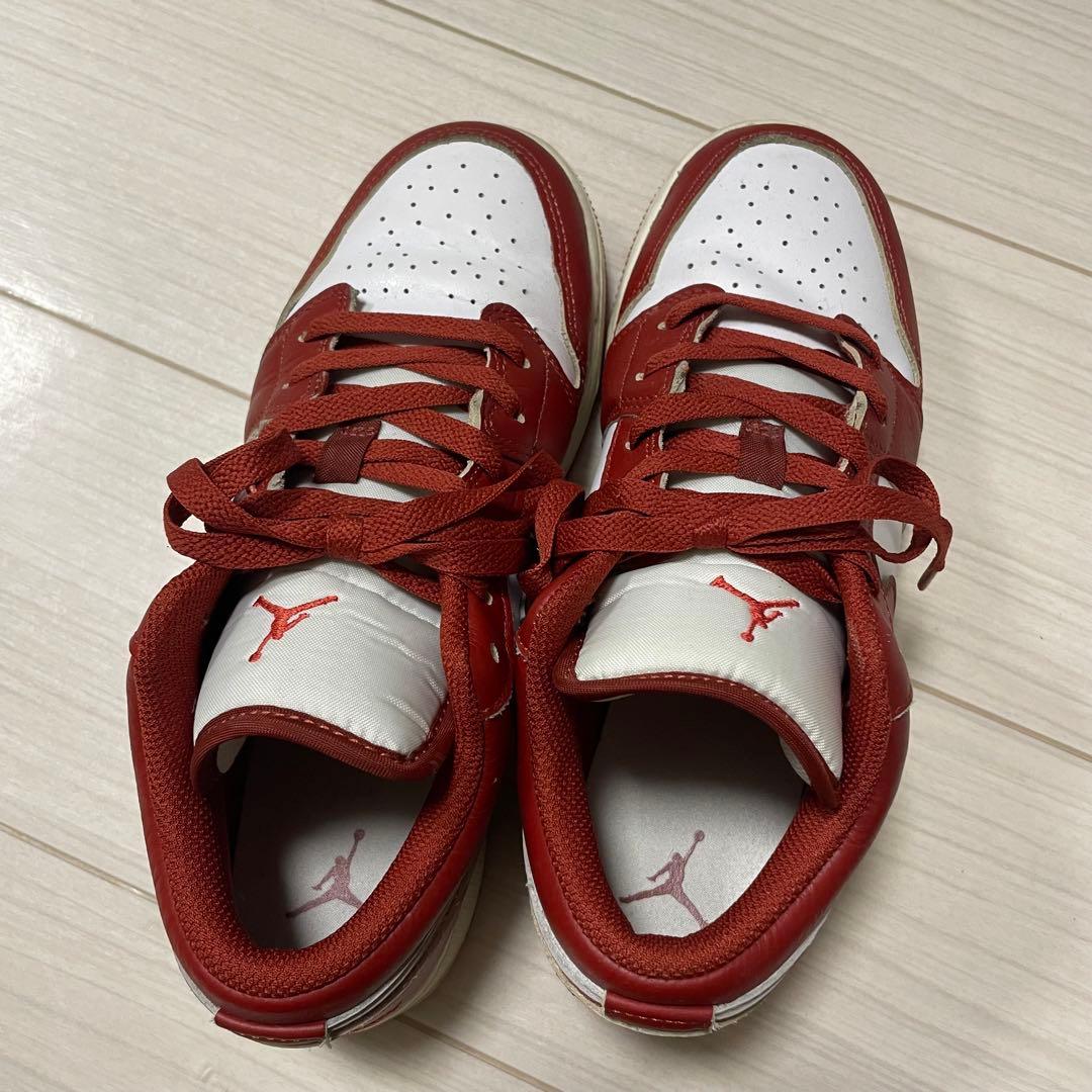 ナイキJORDAN BRAND AIR JORDAN 1 LOW SE (GS)