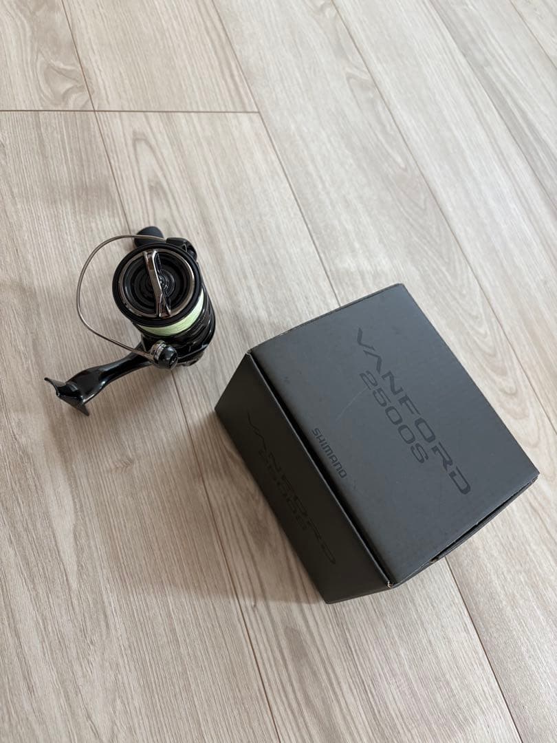 シマノ　SHIMANO 24ヴァンフォード　2500S スピニングリール