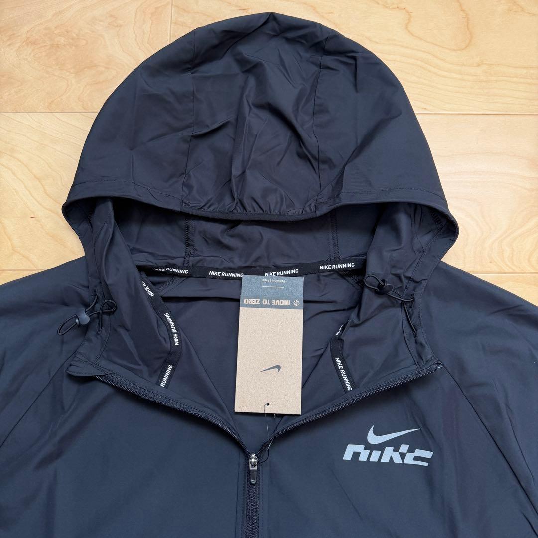 NIKEナイキ　ランニングジャケット　ウィンドブレーカー　黒　ブラック　XL新品
