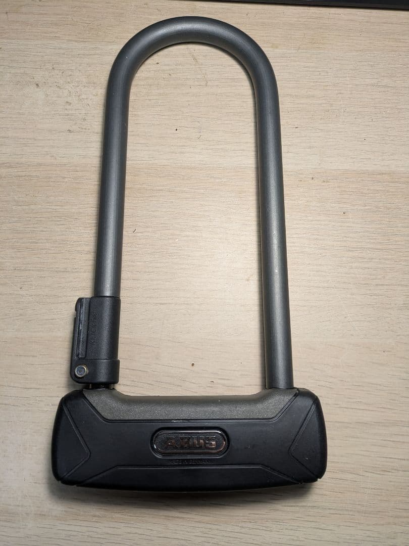 ABUS アブス GRANIT PLUS 640 U型ロック 鍵2本付き