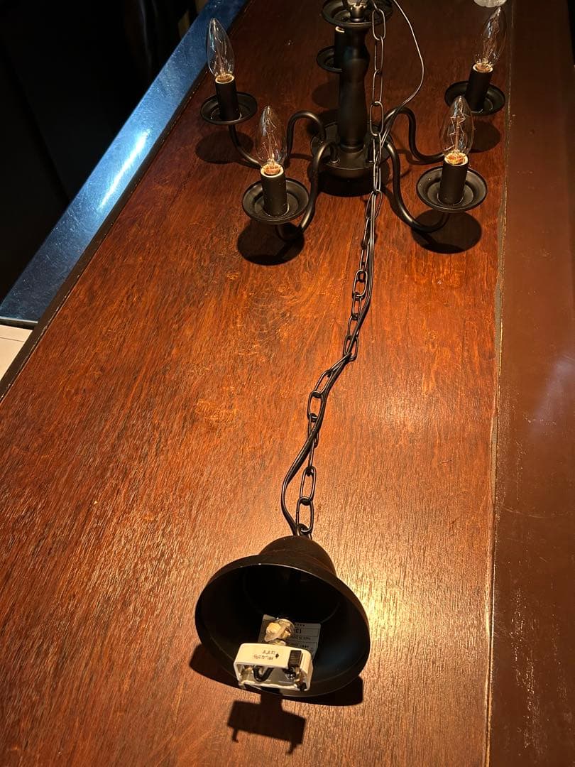 シャンデリア　黒　艶消し　シンプル