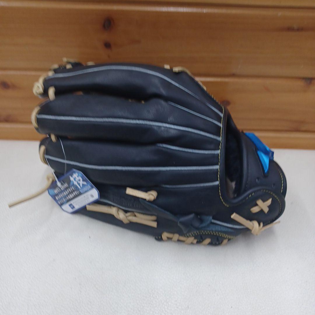Mizuno 軟式グローブ ブラック/クリーム　外野手向きモデル