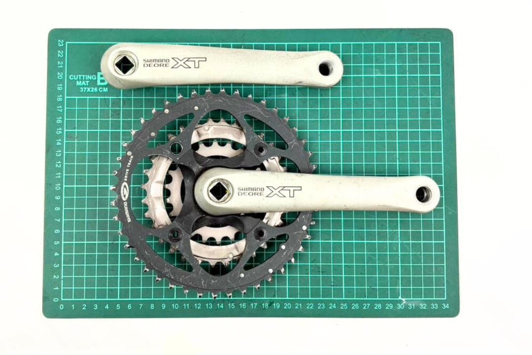 T40) シマノ SHIMANO DEORE XT クランクセット