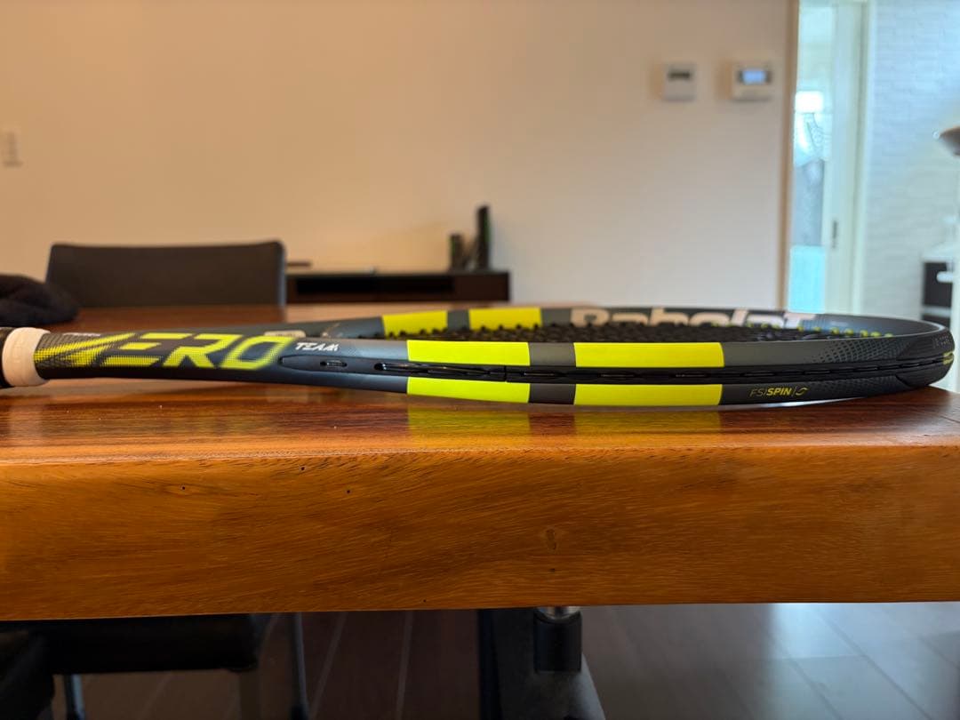 新型BabolaT PURE AERO TEAM 101571