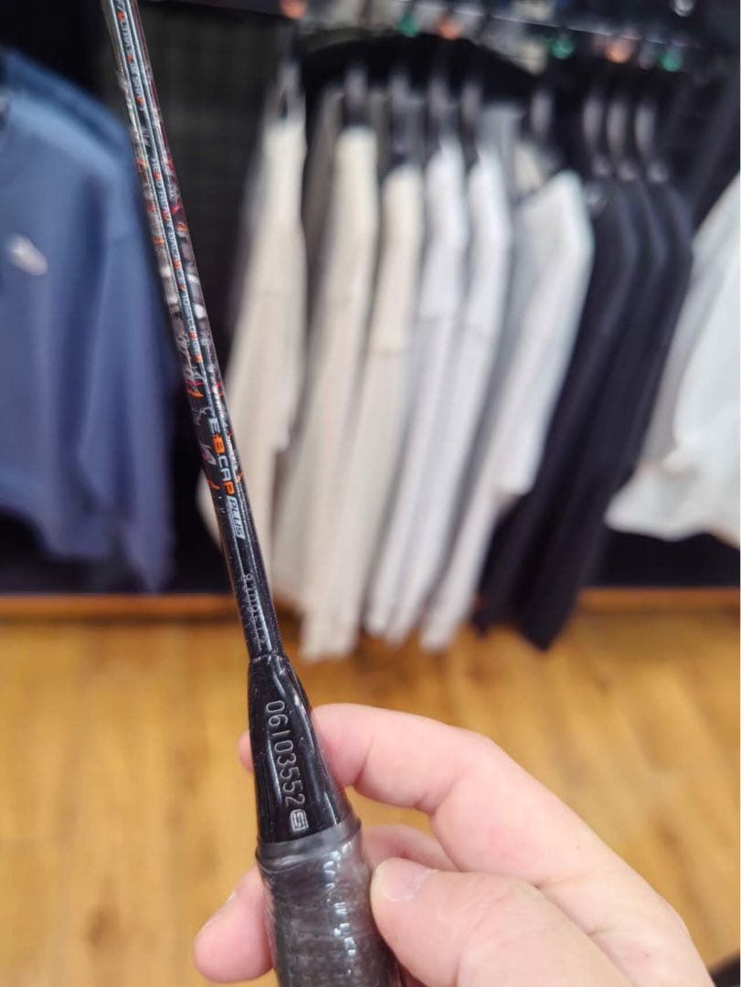 YONEX ASTROX 99 プロ バドミントンラケット 4UG5
