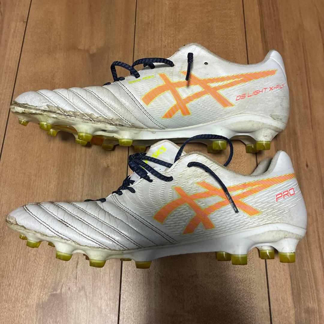 ASICS DS LIGHT X-FLY PRO サッカーシューズ
