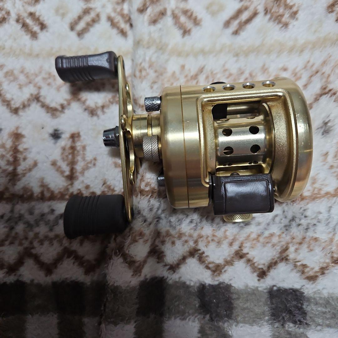 シマノ カルカッタ50XT