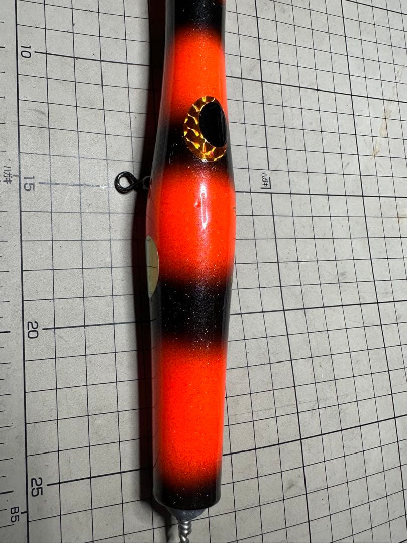 貝田ルアートランペットトップウォーター クマノミカラー