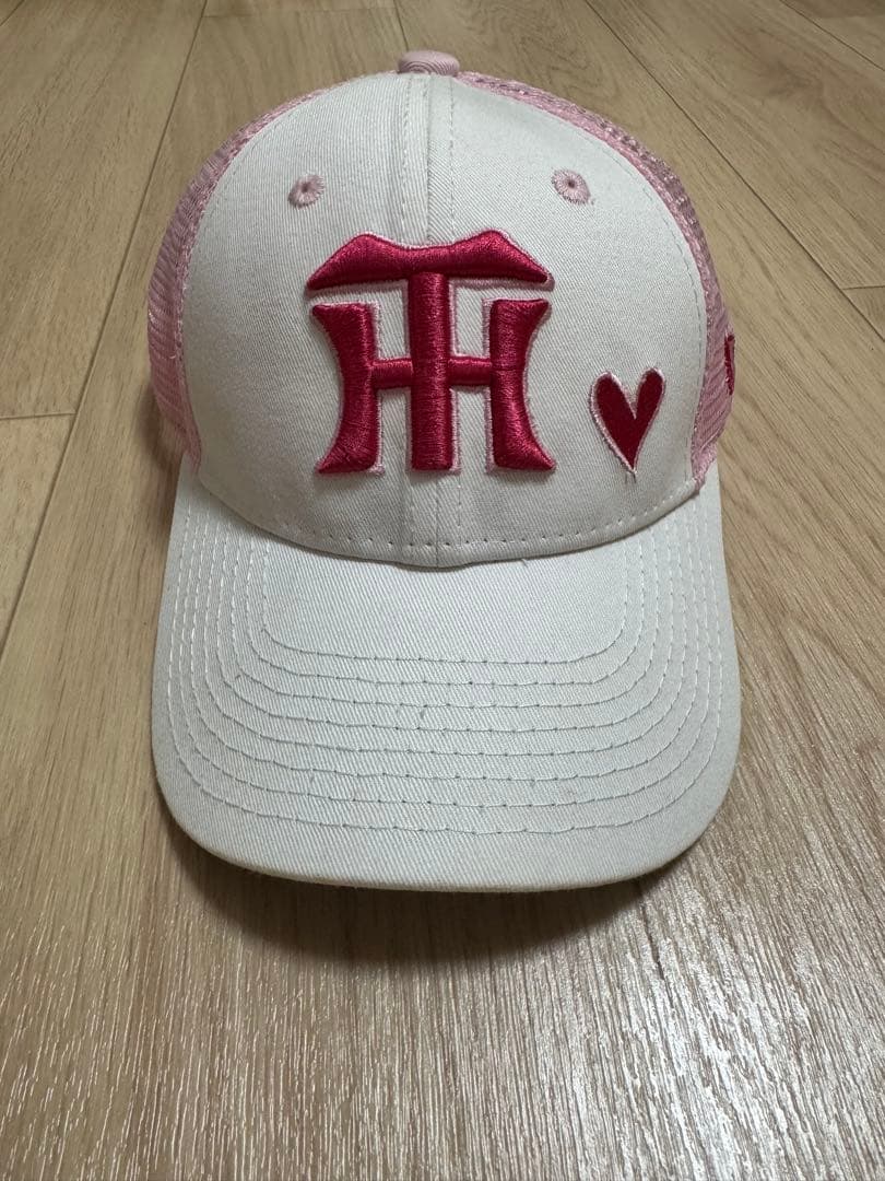 阪神タイガース　Tigers ピンクセット　ユニフォーム　キャップ　ニューエラ
