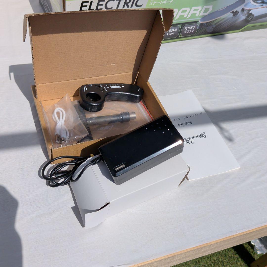 電動スケートボード 最高時速15km リモコン操作 充電式 クルーザー動作確認済