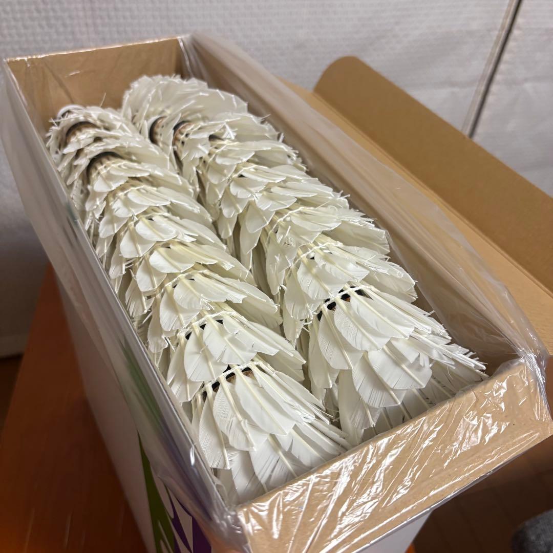 ヨネックス　中古シャトルAEROSENSA400他 154球