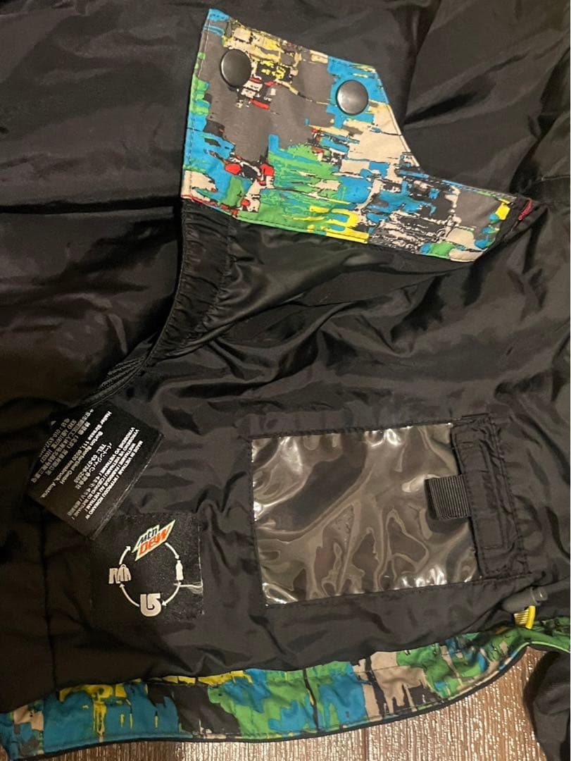 【美品】BURTON スノーボード ウェア