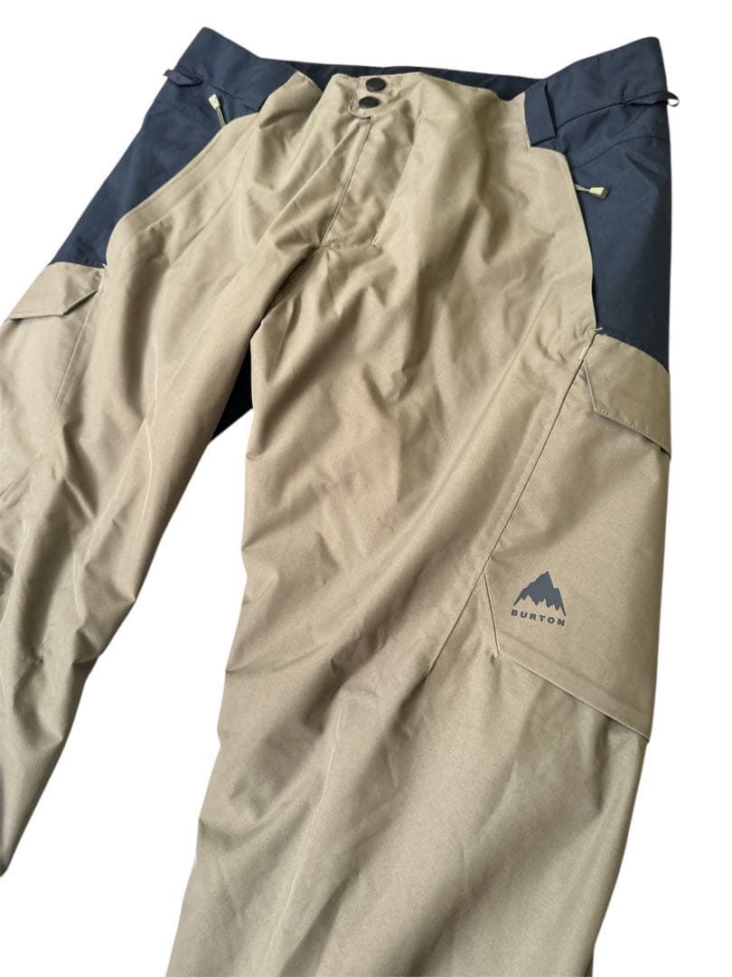 未使用　BURTON スノーボードパンツ L Size