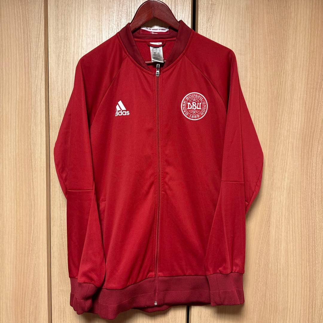 adidas デンマーク フルジップジャケット