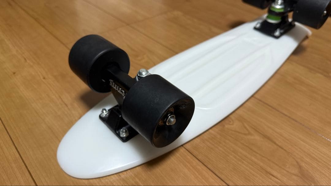 【美品】penny ペニースケートボード 22インチ 白