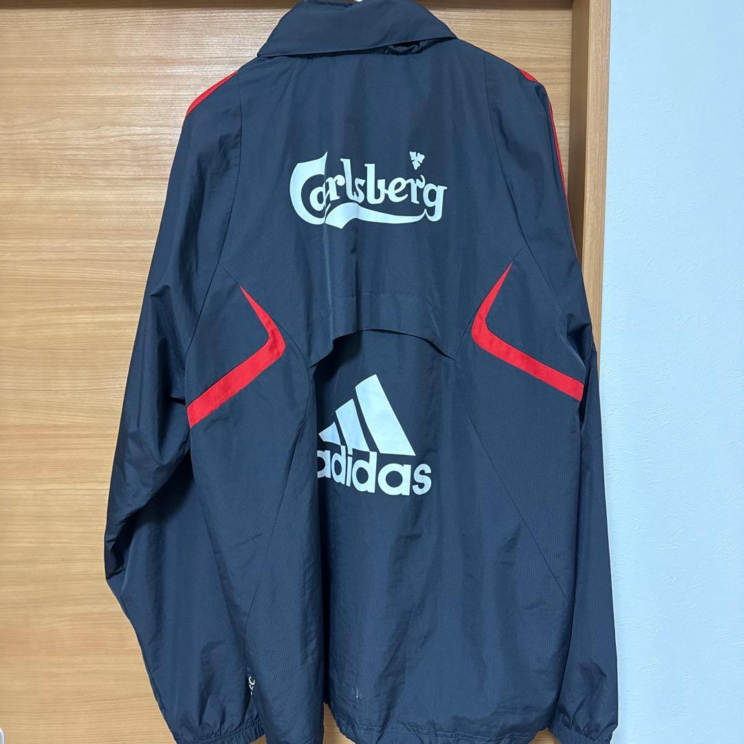 adidas リヴァプール ウィンドブレーカー