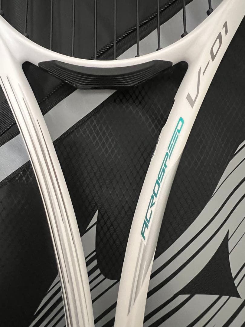 ミズノ　ACROSPEED V-01 ソフトテニスラケット ホワイト
