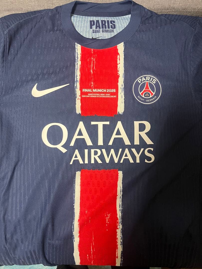 PSG KVARATSKHELIA 7 シャツ　クヴァラ