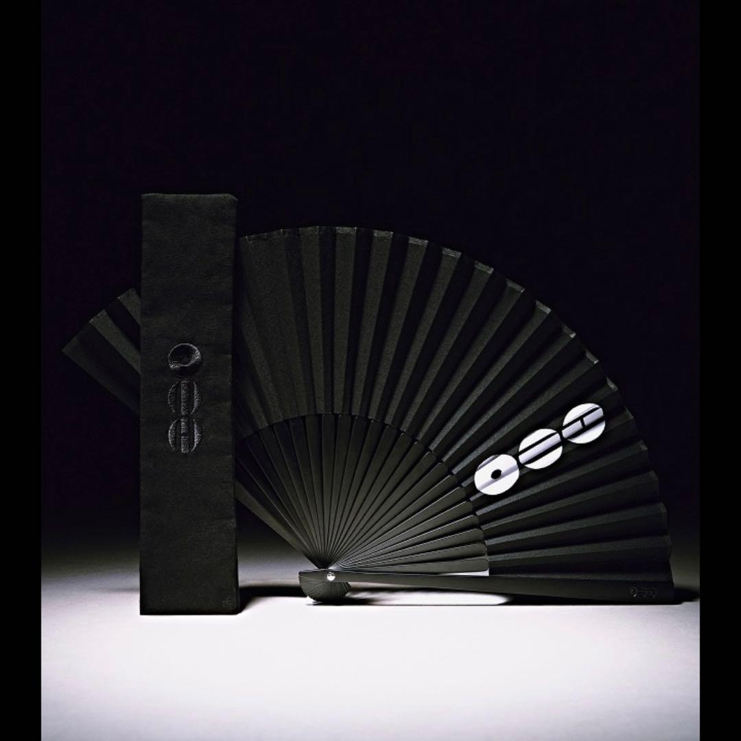 BTS ARIRANG POPUP 扇子　お箸　新品未開封　新聞付き！