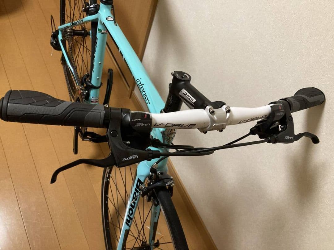 美品 Bianchi ビアンキ / インテンソ / クロスバイク カーボン