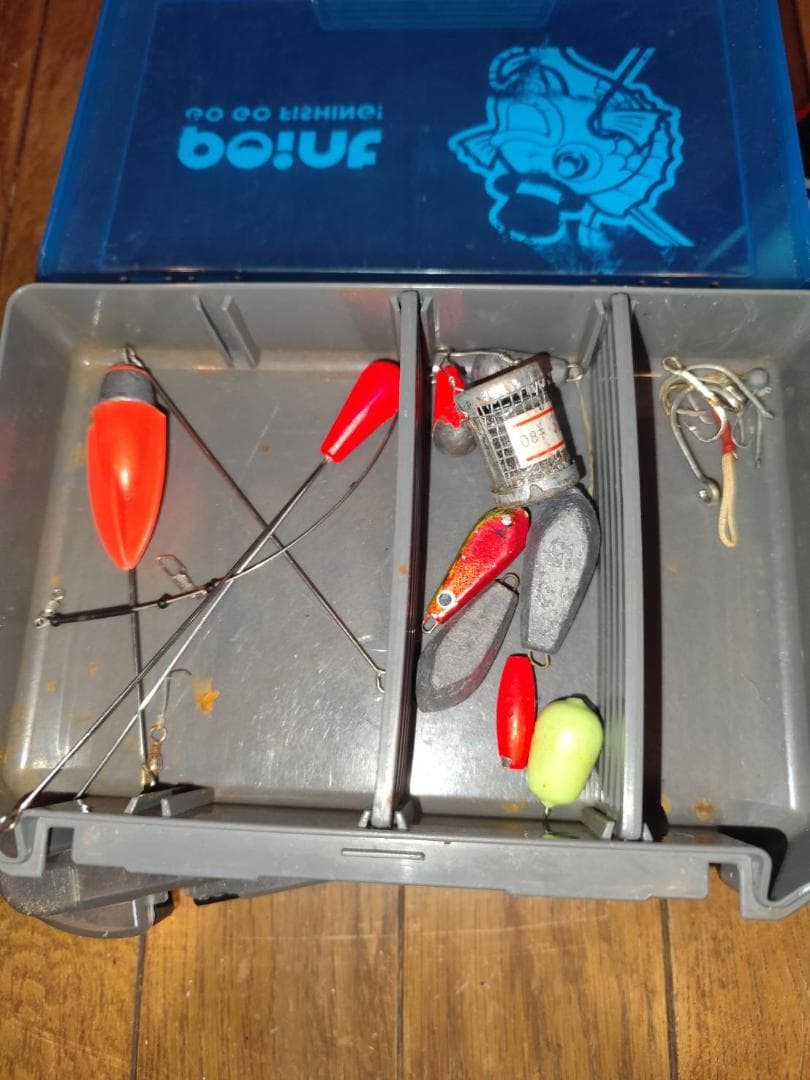 BUCKET MOUTH フィッシング用具収納ボックス引退品