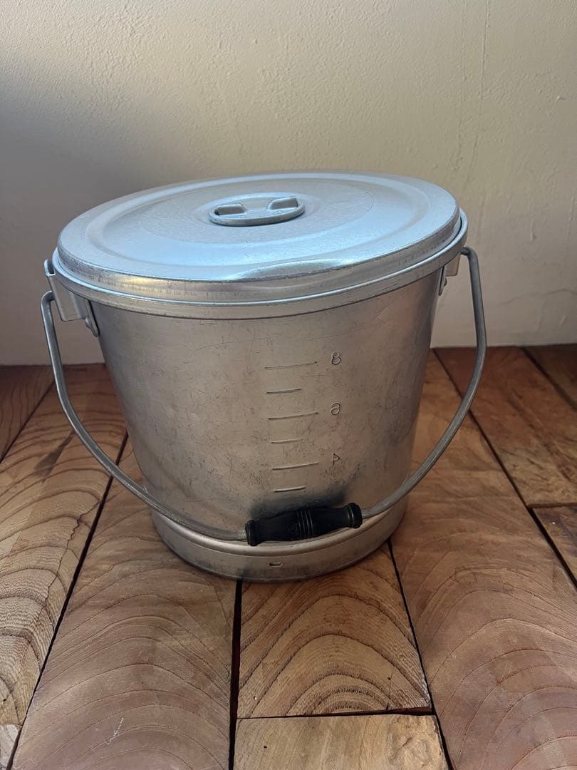 レトロ　給食アルミケース丸型　１０Ｌ