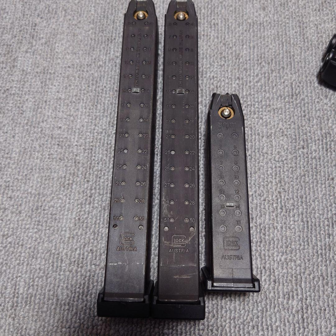 東京マルイ GLOCK 17 Gen4 ガスガン ロングマガジン2個付属