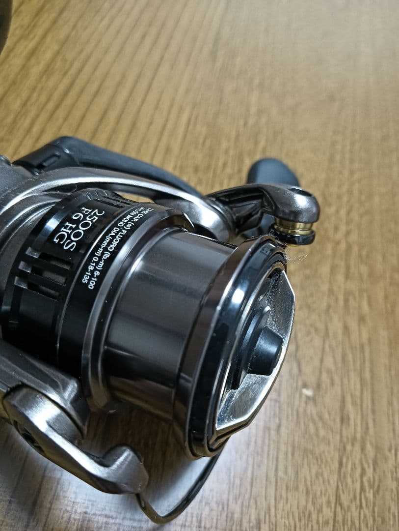 シマノ 17コンプレックスCI4 2500S F6 HG　中古
