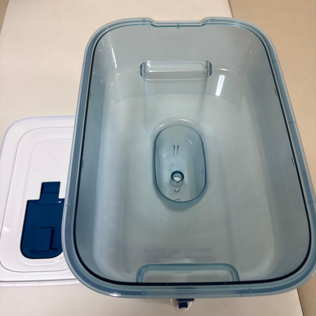 BRITA ブリタ　タンク型浄水器　カートリッジ8個セット フィルター