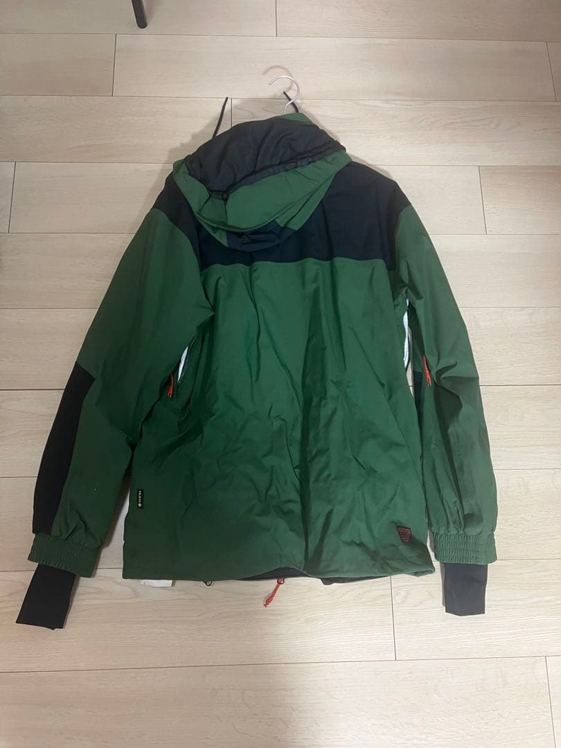 VOLCOM スノーボードウェア　メンズ　Ｍ