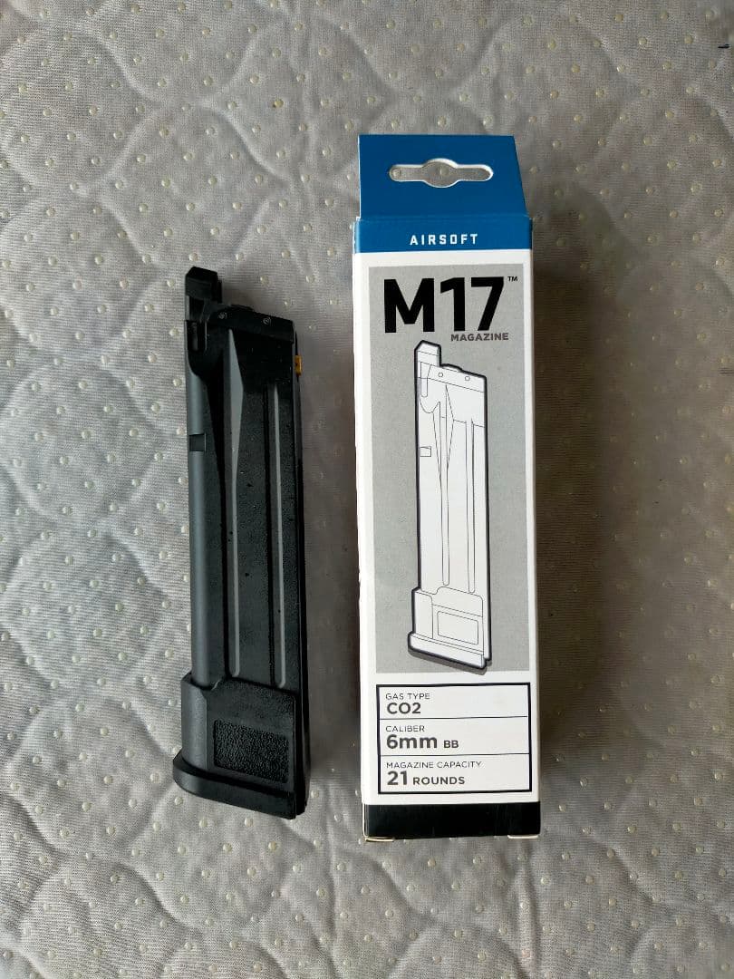 SIG M17 M18 VFC co2マガジン BK ホワイトバルブ 希少