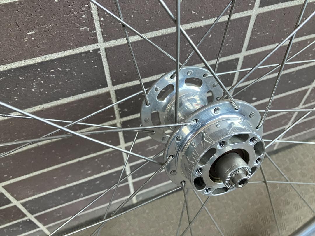 philwood Velocity Aileron 手組みホイール