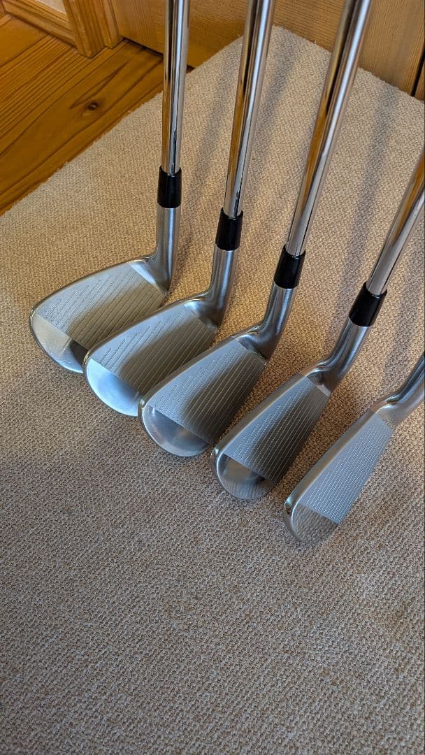 【練習場のみ】ブリヂストン242cb+ アイアンセット　6〜PW