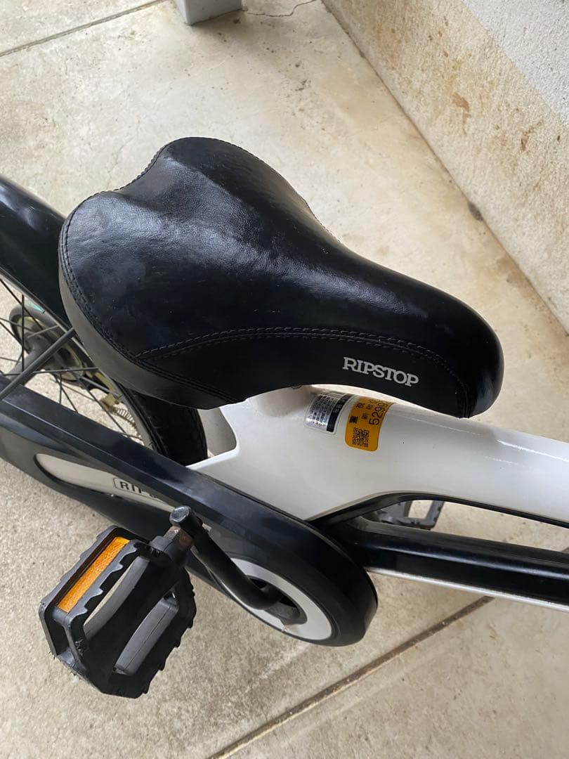 連休セールRipstop 子供用自転車 16インチ ホワイト/ブラック