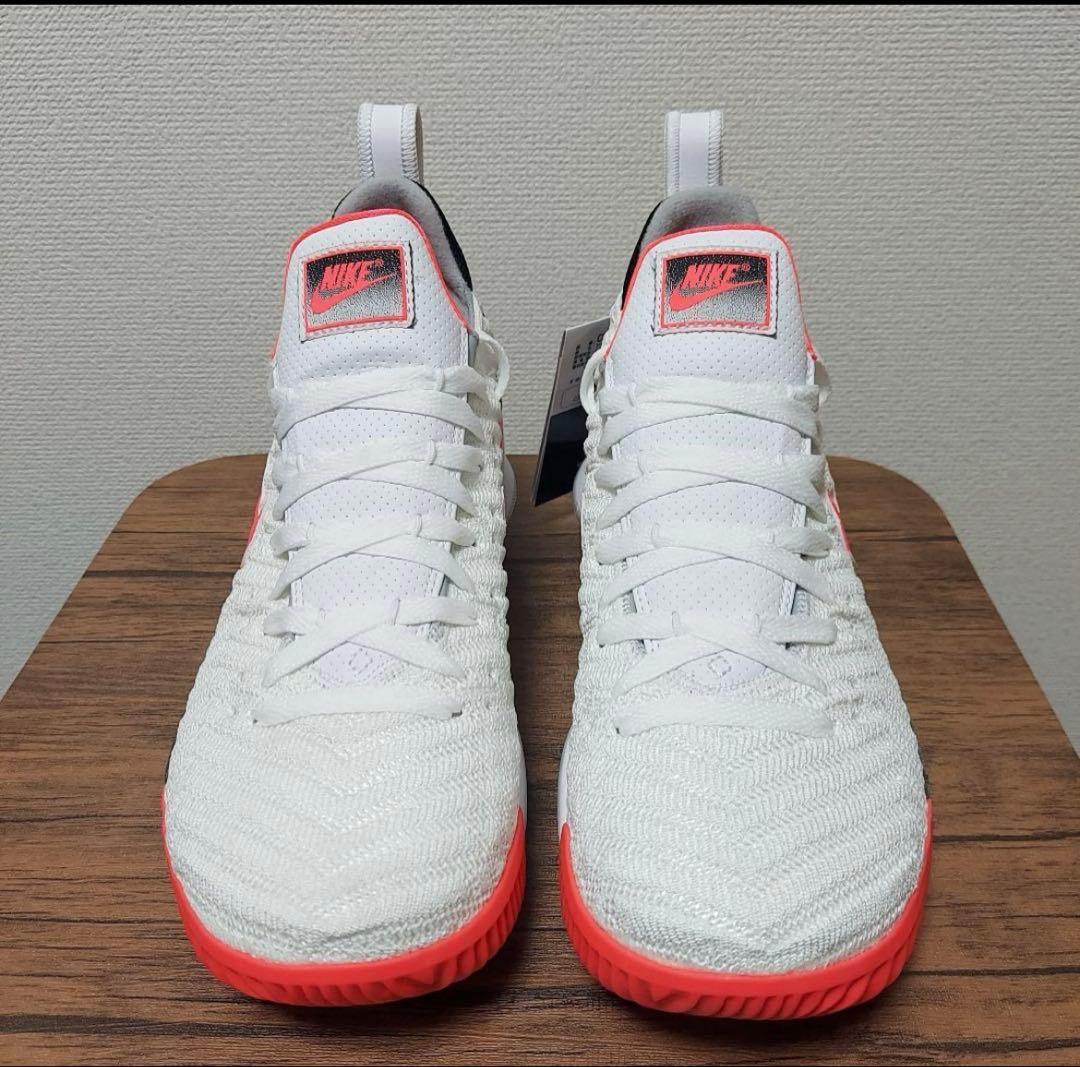 NIKE LEBRON XVI ナイキ　レブロン　16