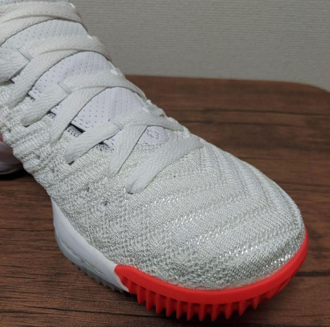 NIKE LEBRON XVI ナイキ　レブロン　16