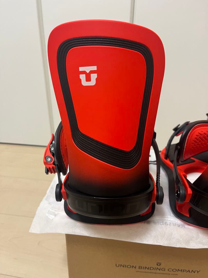 UNION ULTRA ビンディング Mサイズ ホットレッド