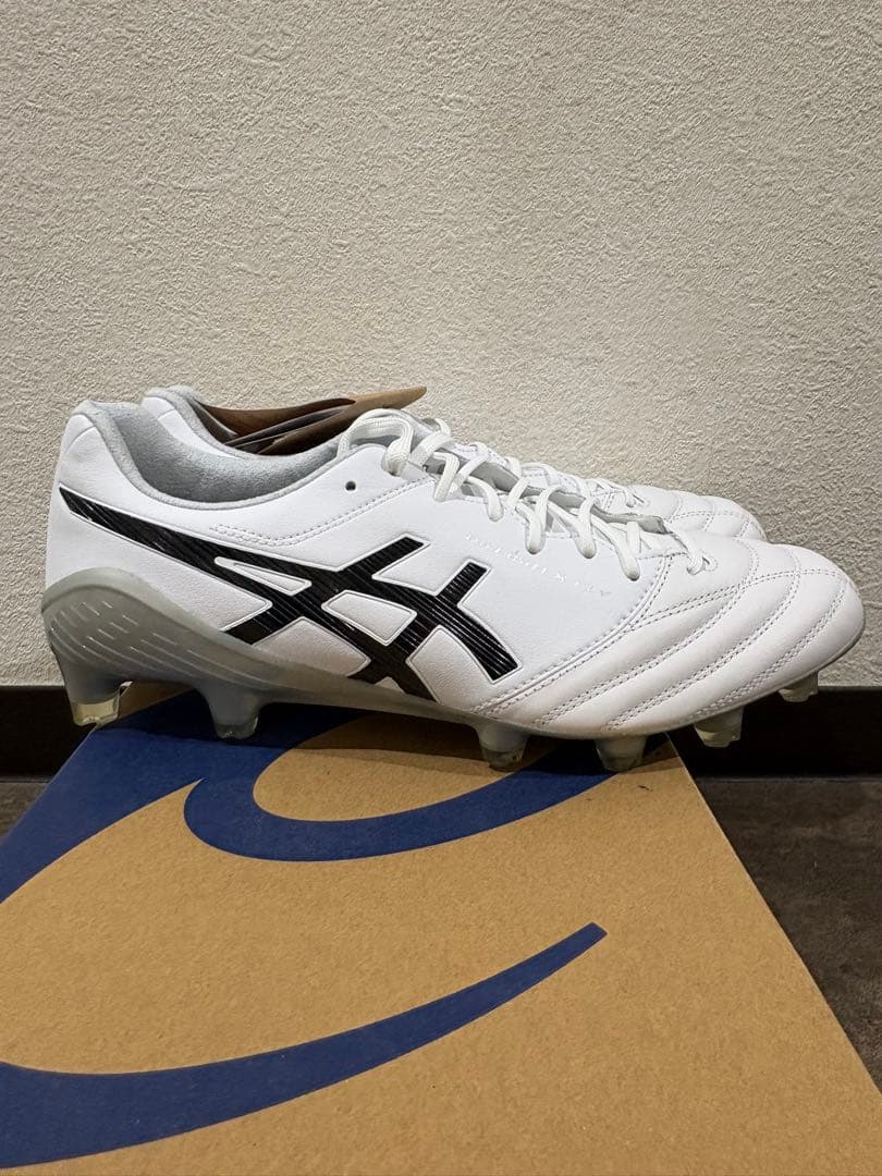 ASICS DS LIGHT X-FLY 4 サッカースパイク ホワイト