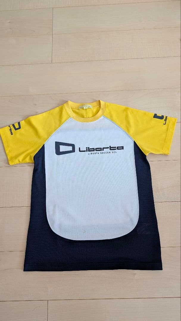 Liberta ジャージ イエロー/ネイビー サイズ140　短パン　半袖　145