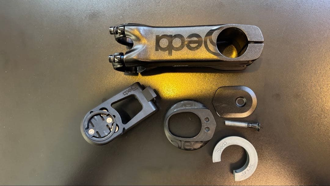 DEDA SUPERBOX サイコンマウント付き