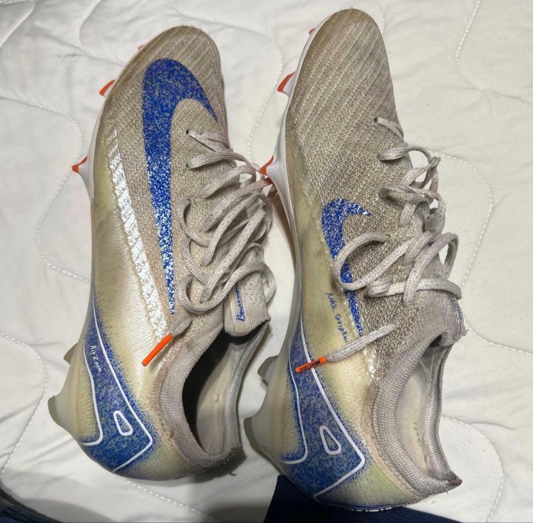 Nike マーキュリアルヴェイパー16