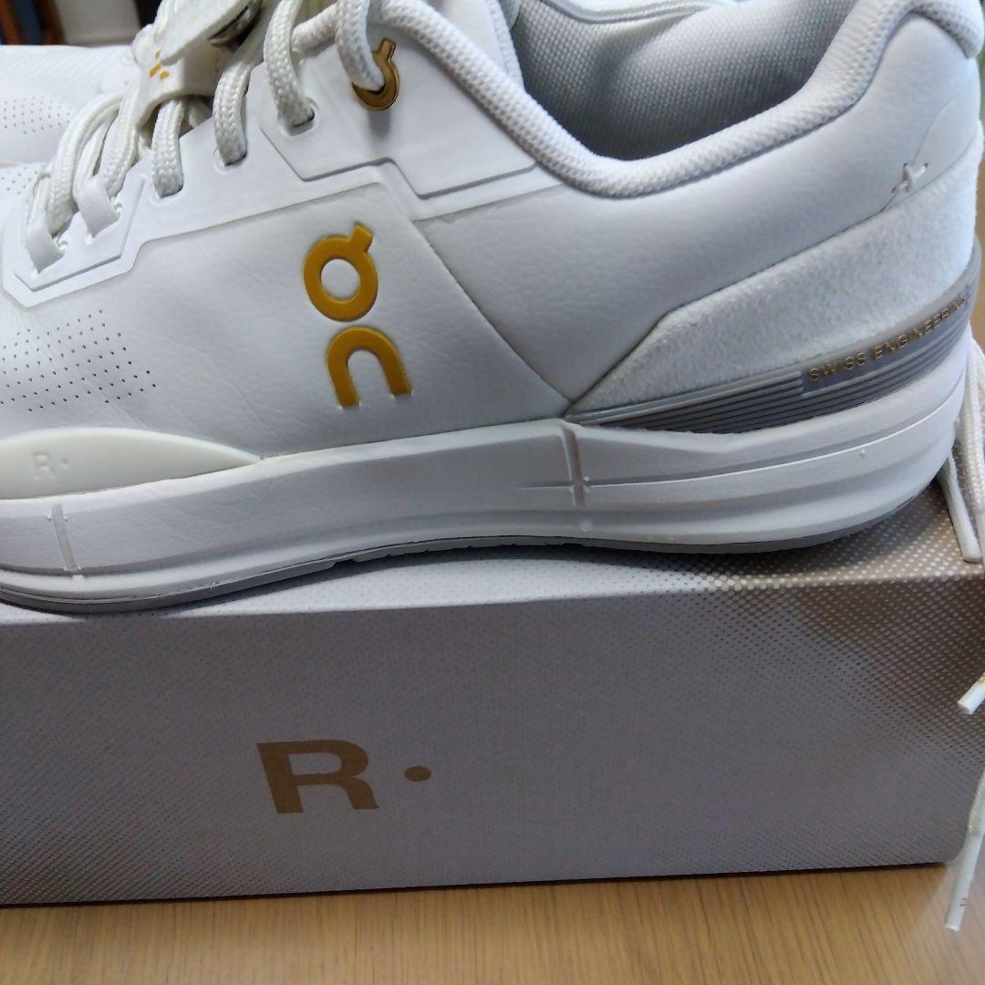 On THE ROGER PRO Ace ２７センチ