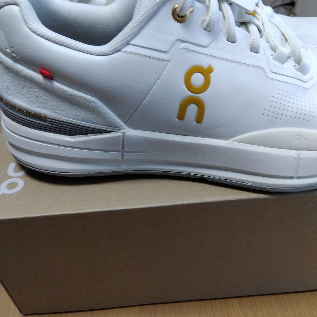 On THE ROGER PRO Ace ２７センチ