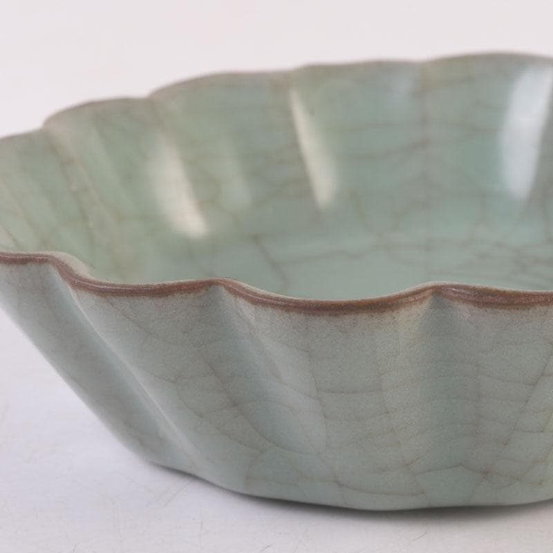 箱木隆司　中国　哥窯　青磁　氷烈文　輪花皿　C　A37