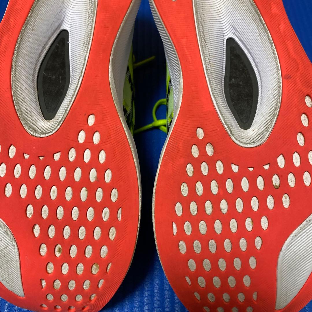 【中古】asics マジックスピード４　メンズ26.5 ワイド　イエロー