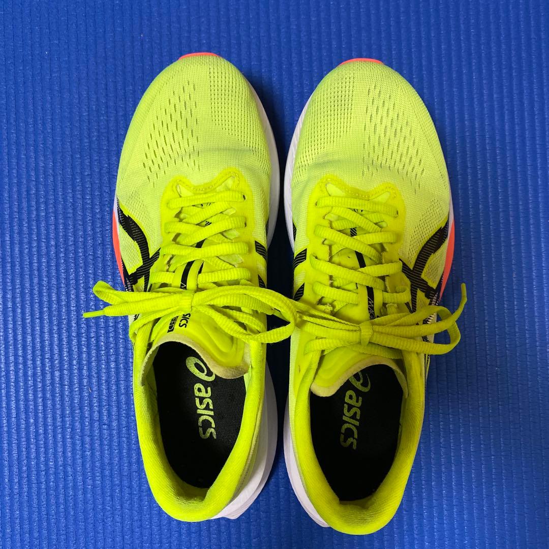 【中古】asics マジックスピード４　メンズ26.5 ワイド　イエロー